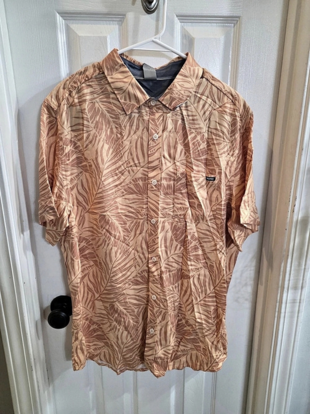Hurley Men's Abstract Button Down Shirt in Orange & Pink Size Large